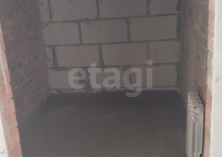 Продаётся 1-комнатная квартира, 42 м²