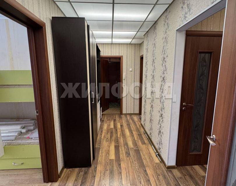 Продаётся 4-комнатная квартира, 73.5 м²