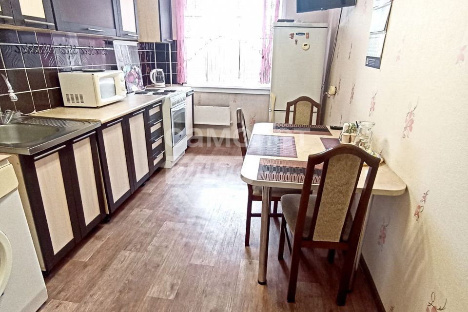 Продаётся 1-комнатная квартира, 38.6 м²