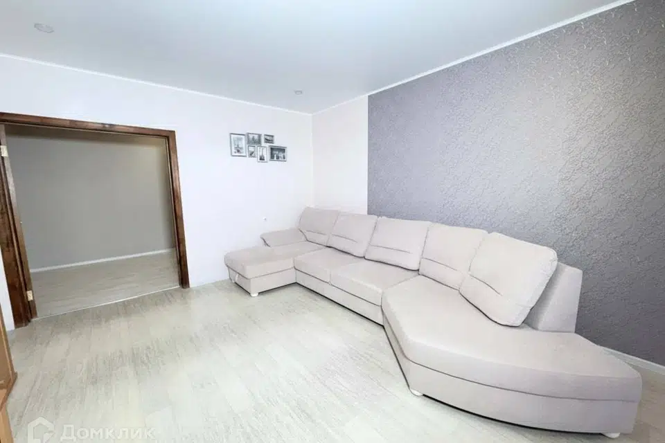 Продаётся 3-комнатная квартира, 102.6 м²