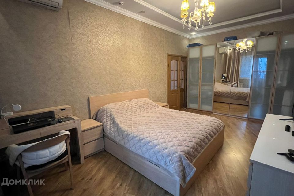 Продаётся 2-комнатная квартира, 73 м²