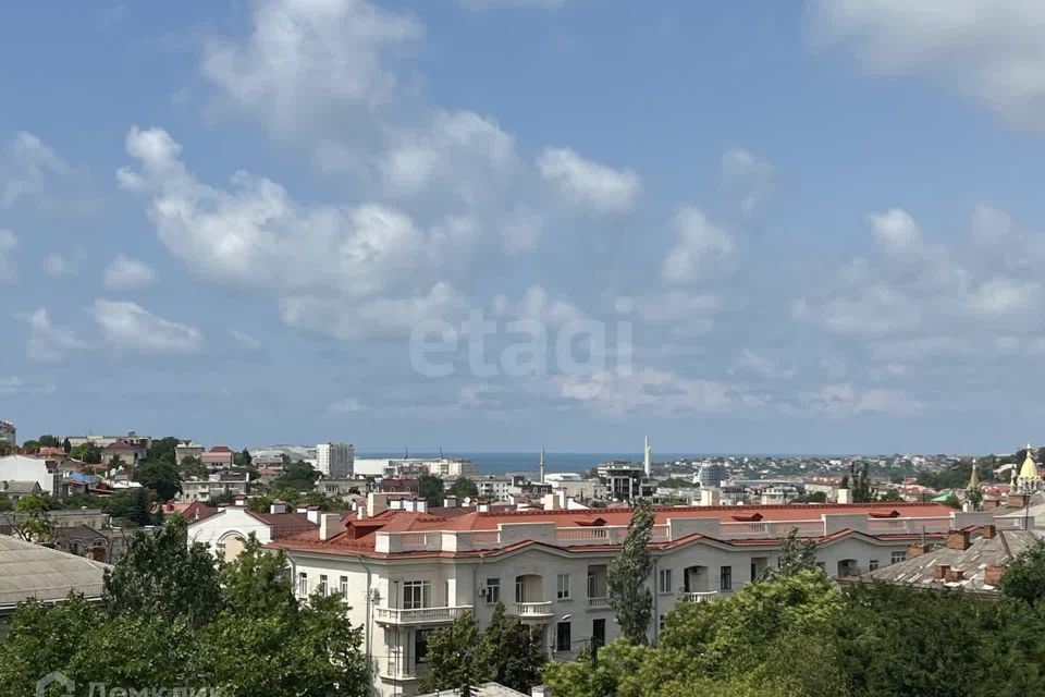 Продаётся 2-комнатная квартира, 91 м²