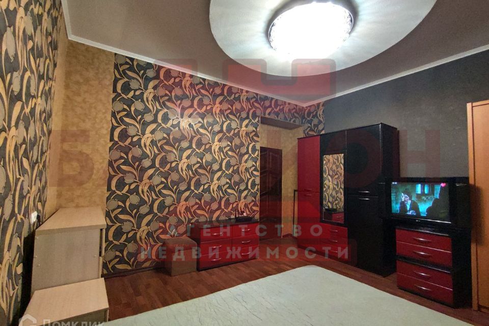 Продаётся 4-комнатная квартира, 99 м²