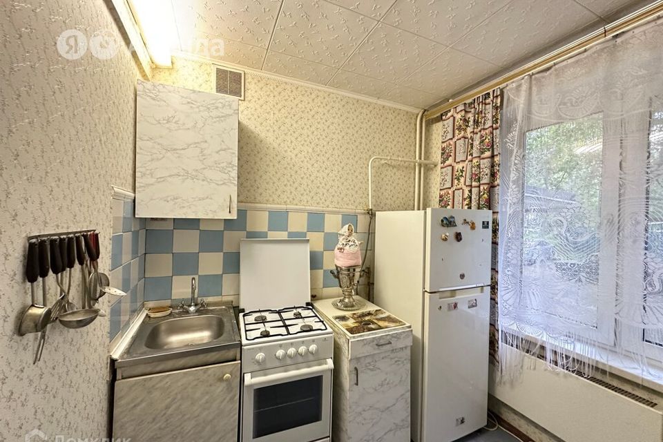 Сдаётся 2-комнатная квартира, 55 м²