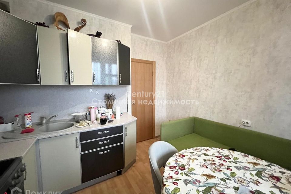 Продаётся 1-комнатная квартира, 40.8 м²