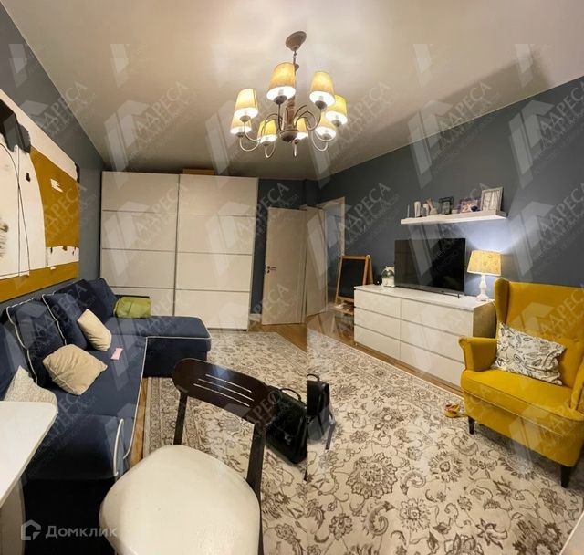 Продаётся 2-комнатная квартира, 60.2 м²