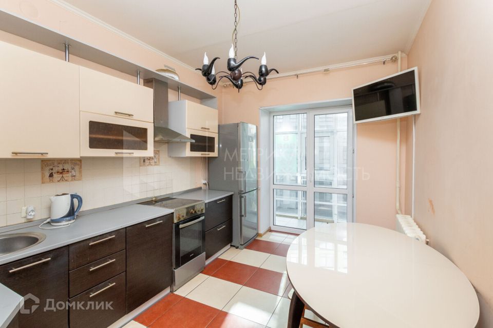 Продаётся 2-комнатная квартира, 59.8 м²