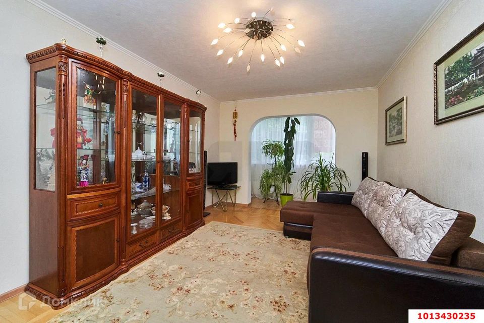 Продаётся 3-комнатная квартира, 73 м²