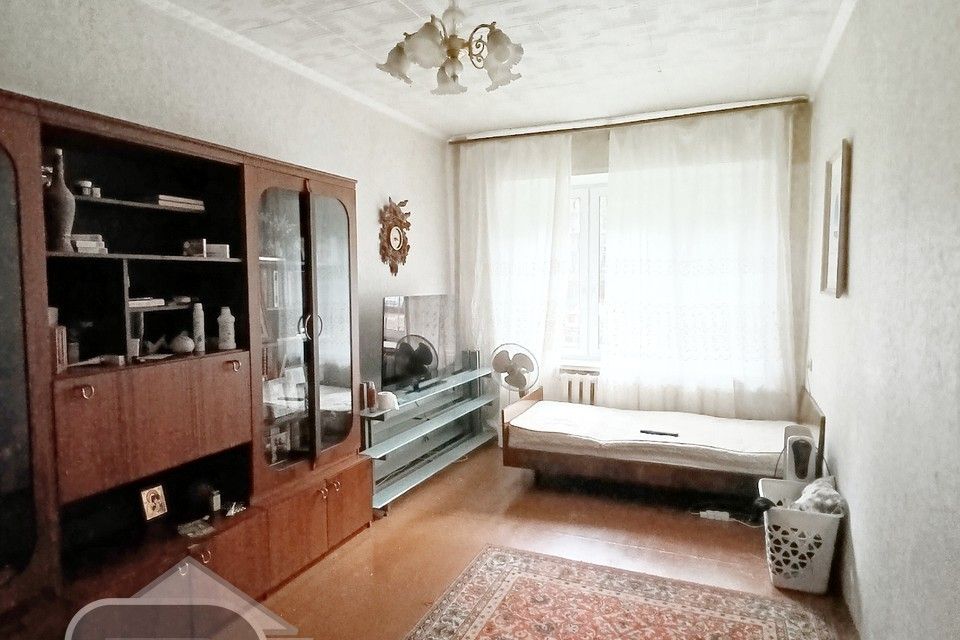 Продаётся 3-комнатная квартира, 57.7 м²