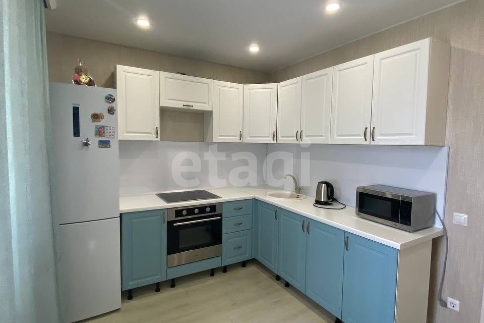 Сдаётся 1-комнатная квартира, 43 м²