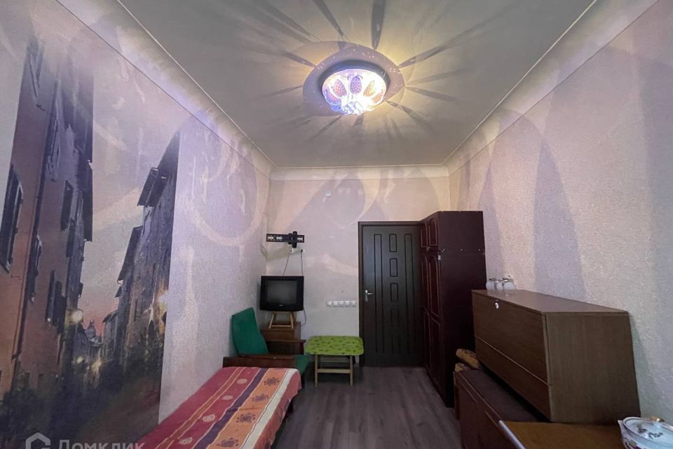 Продаётся комната в 3-комн. квартире, 12 м²