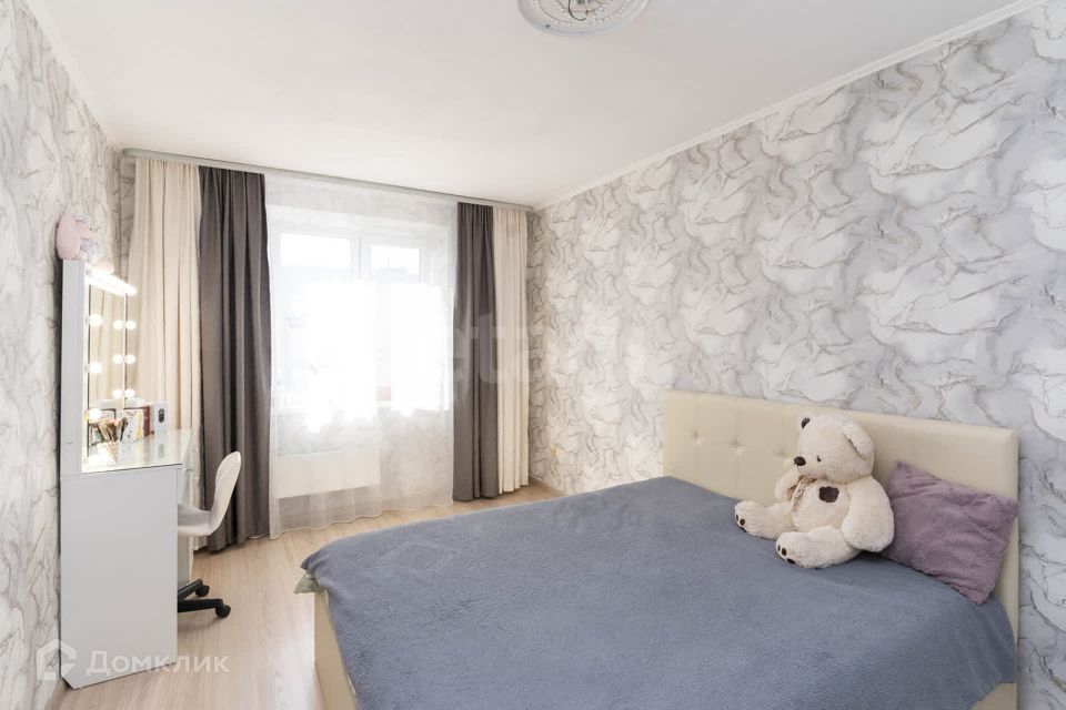 Продаётся 4-комнатная квартира, 107.5 м²