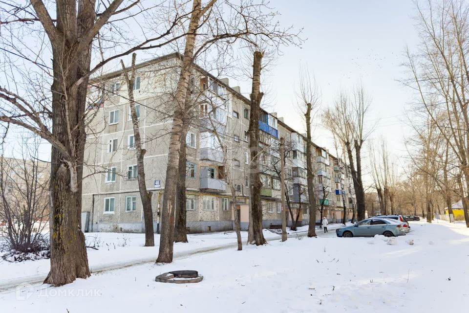 Продаётся 4-комнатная квартира, 60.3 м²