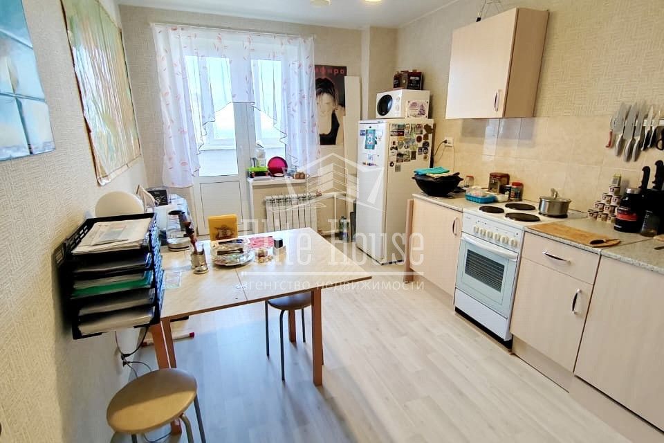Продаётся 1-комнатная квартира, 43.1 м²
