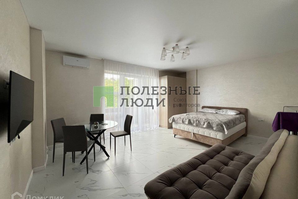 Продаётся 1-комнатная квартира, 47 м²