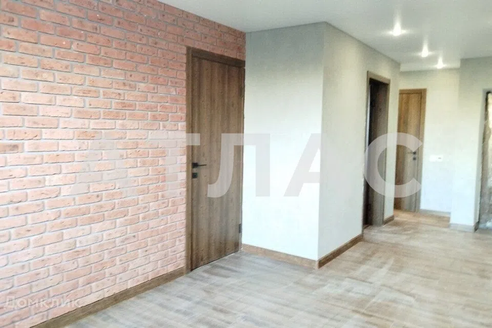 Продаётся 3-комнатная квартира, 50.3 м²