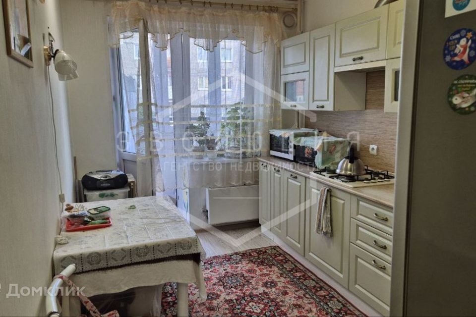 Продаётся 1-комнатная квартира, 38 м²