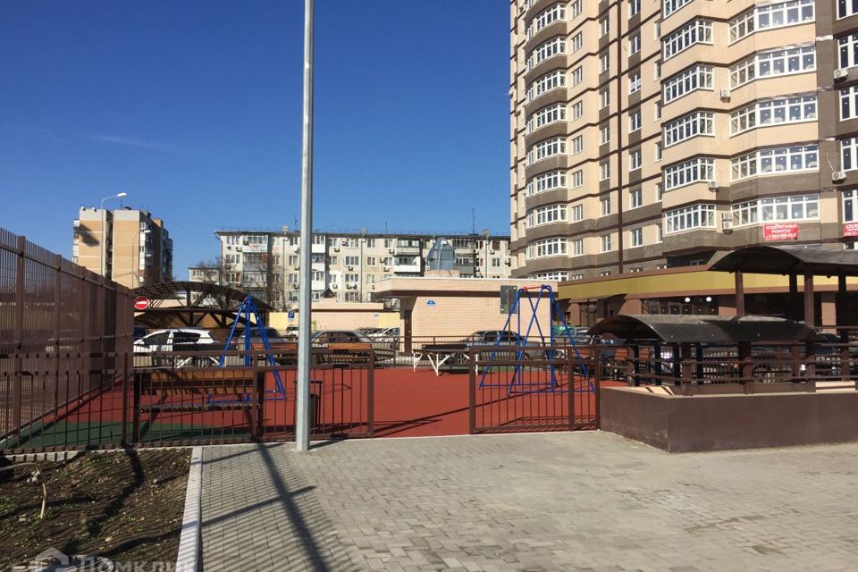 Продаётся 2-комнатная квартира, 70.55 м²