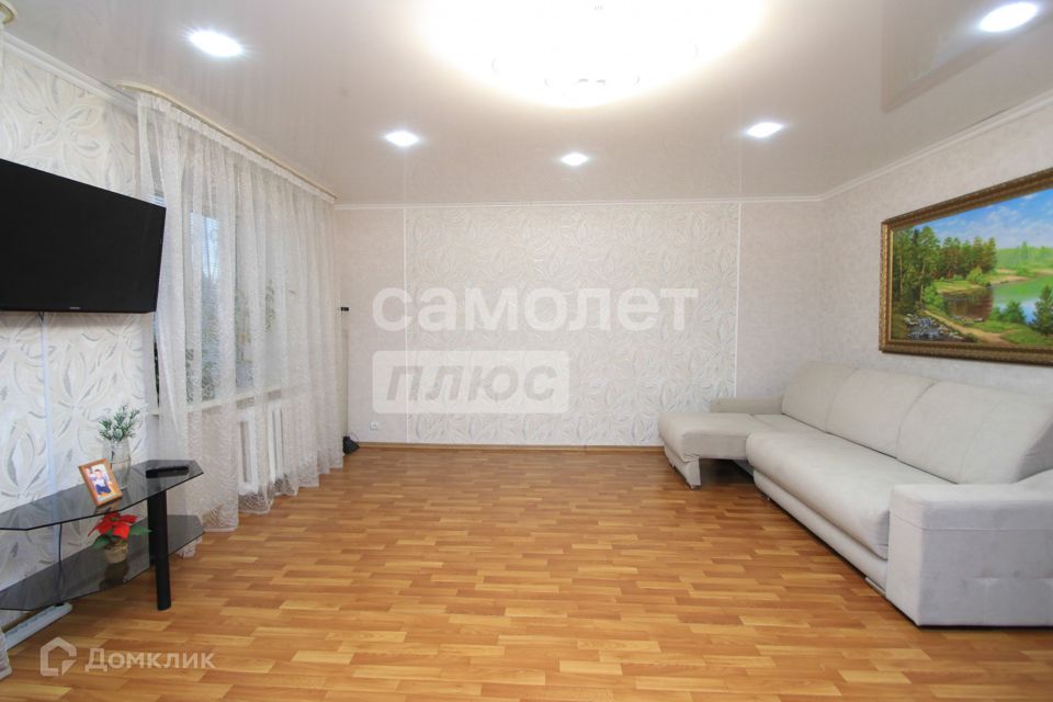 Продаётся 3-комнатная квартира, 100.6 м²