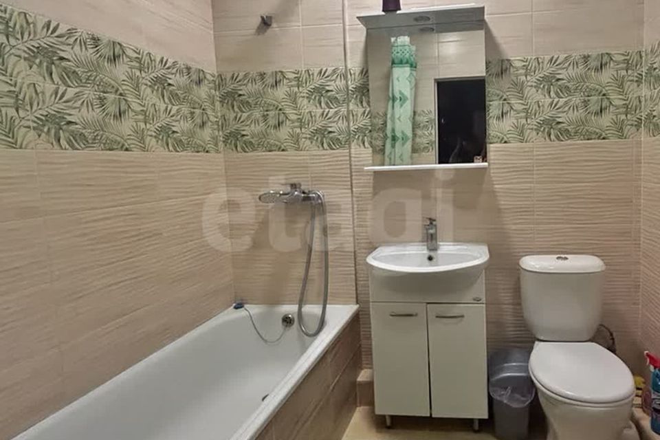 Продаётся 1-комнатная квартира, 43.8 м²