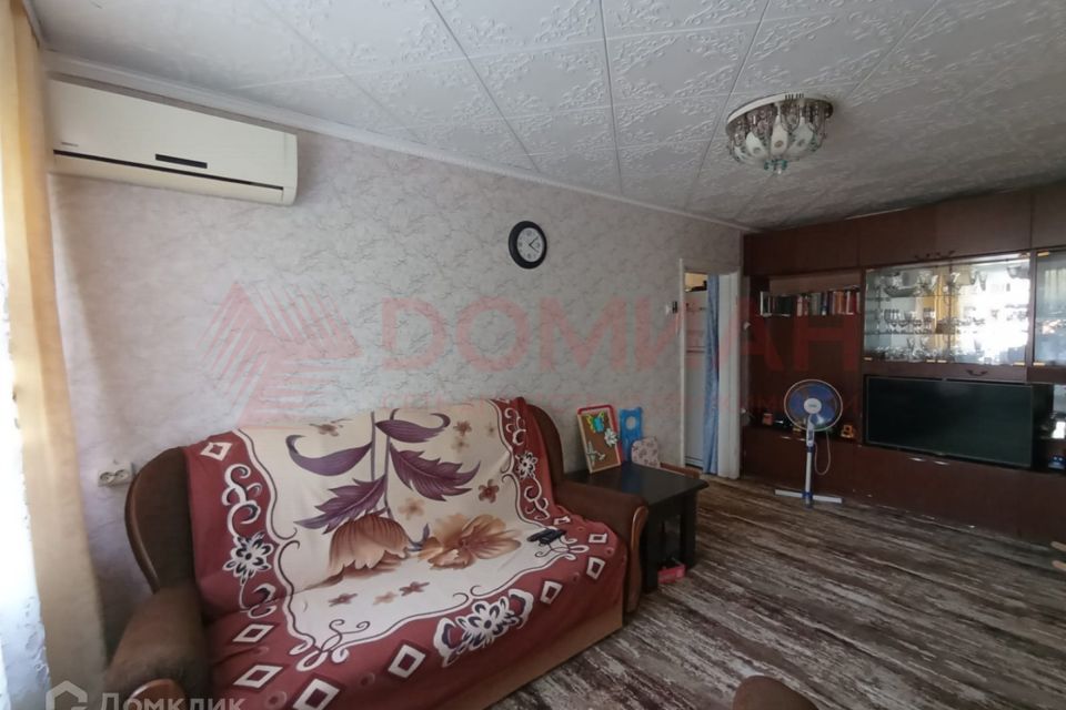 Продаётся 3-комнатная квартира, 42 м²