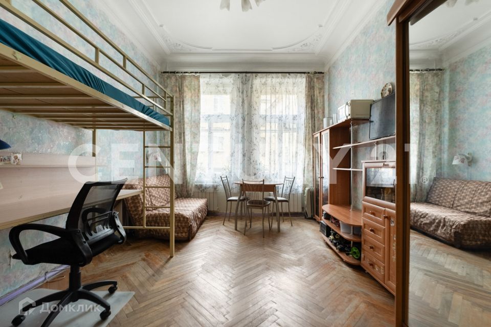Продаётся 4 комнаты в 4-комн. квартире, 118.7 м²