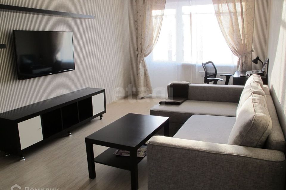 Продаётся 2-комнатная квартира, 43.8 м²