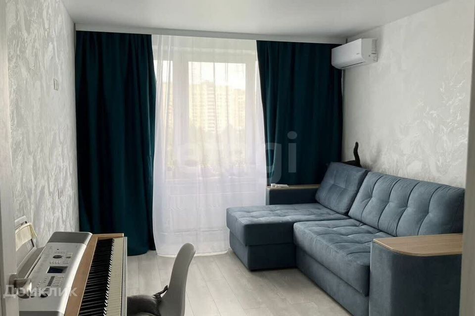 Продаётся 3-комнатная квартира, 60 м²