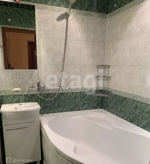 Продаётся 1-комнатная квартира, 37.5 м²