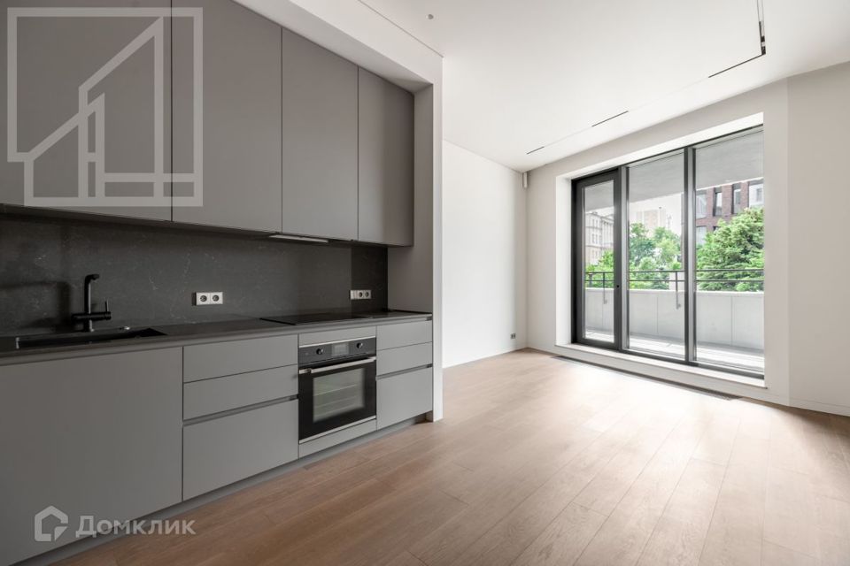 Сдаётся 2-комнатная квартира, 65 м²