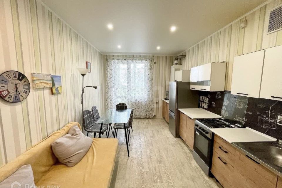 Продаётся 2-комнатная квартира, 64.9 м²