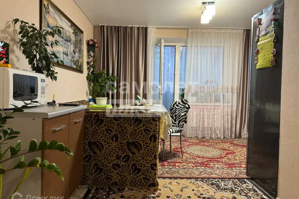 Продаётся 3-комнатная квартира, 57 м²