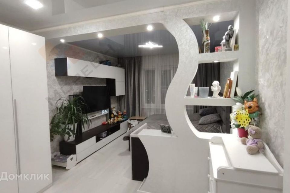 Продаётся 1-комнатная квартира, 43 м²