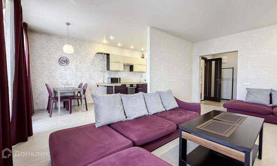 Сдаётся 2-комнатная квартира, 65 м²