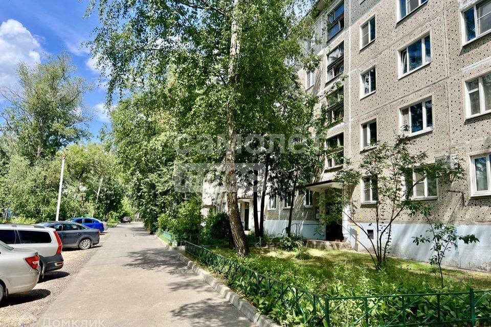 Продаётся 4-комнатная квартира, 59.2 м²