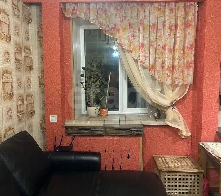Продаётся 3-комнатная квартира, 52.5 м²