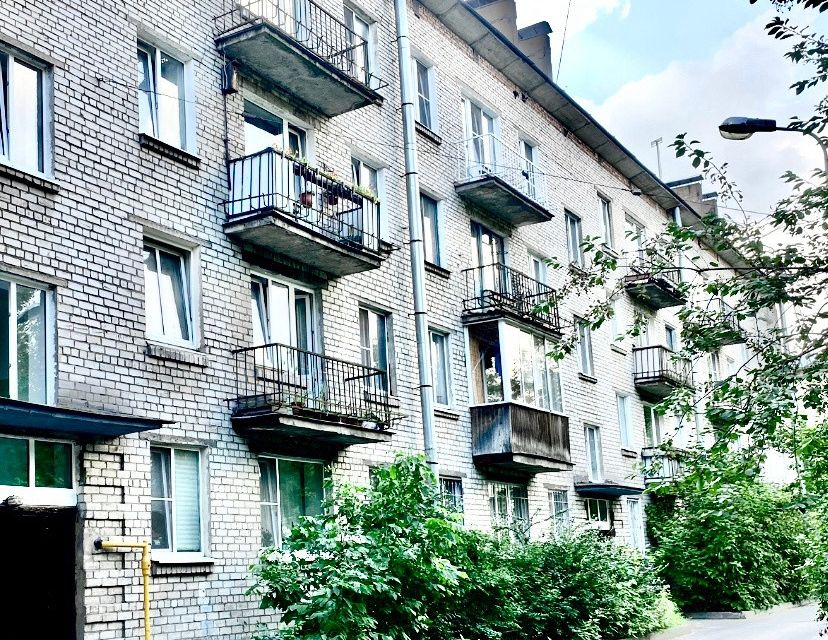 Продаётся 3-комнатная квартира, 56.81 м²