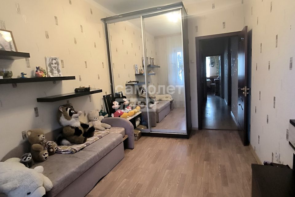 Продаётся 3-комнатная квартира, 83 м²