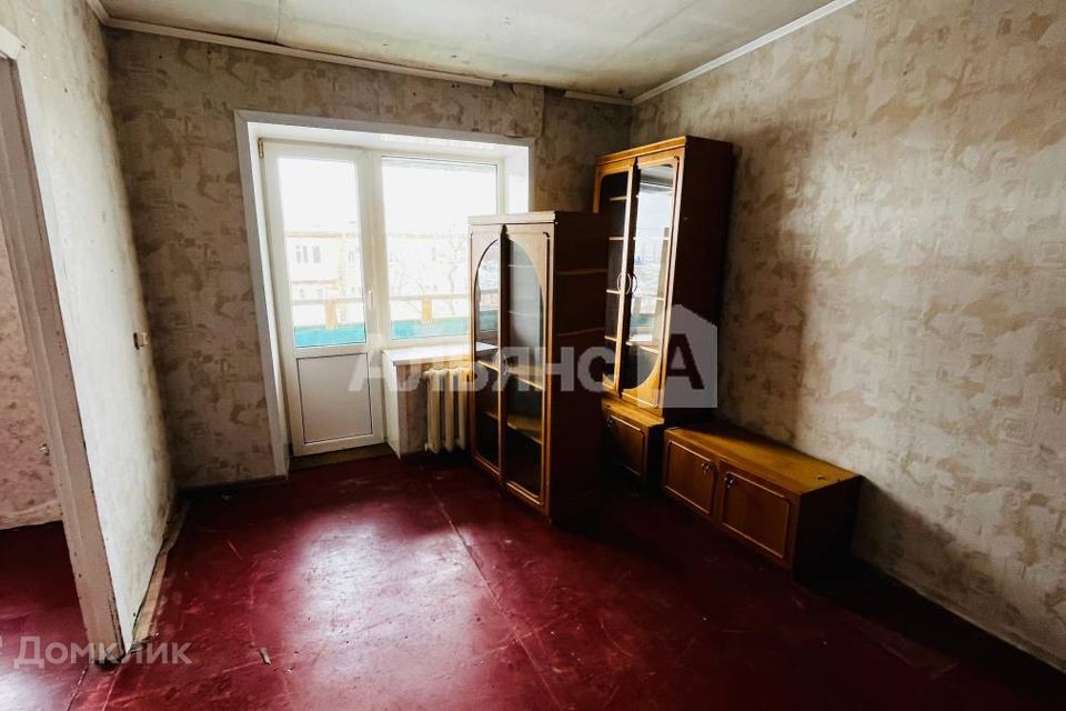 Продаётся 3-комнатная квартира, 55.8 м²