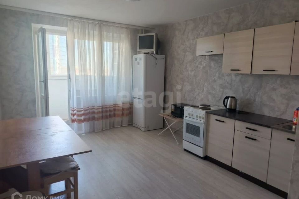 Сдаётся 2-комнатная квартира, 67.5 м²