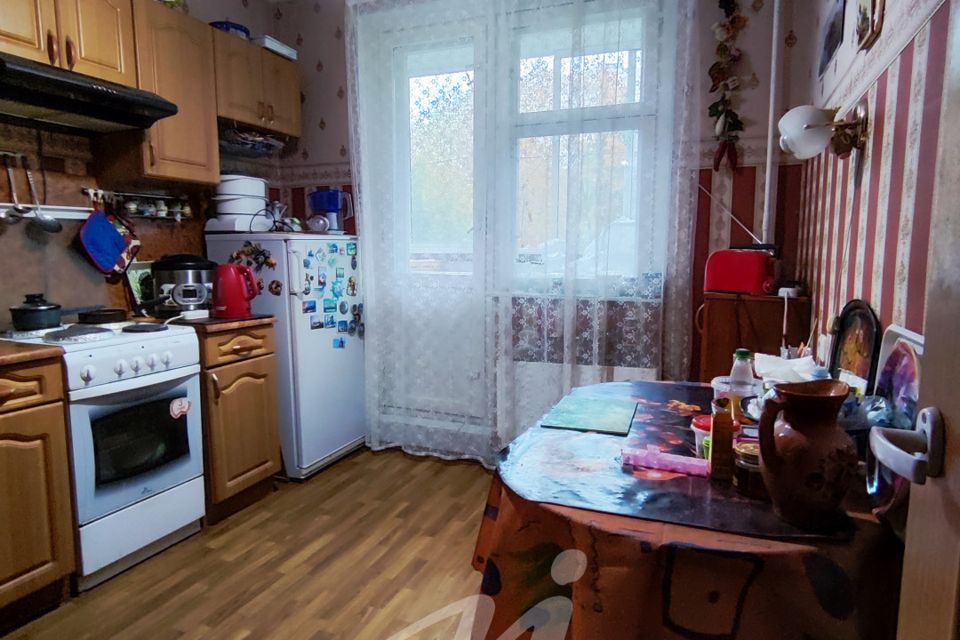 Продаётся 1-комнатная квартира, 38 м²