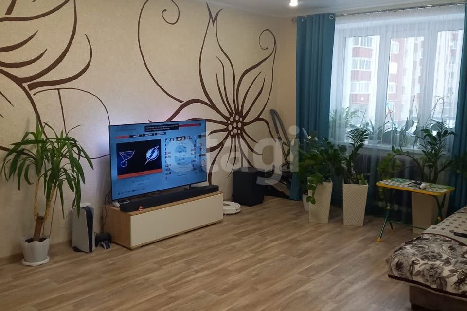 Продаётся 3-комнатная квартира, 76.3 м²