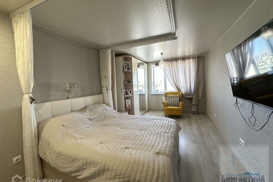 Продаётся 1-комнатная квартира, 42.5 м²