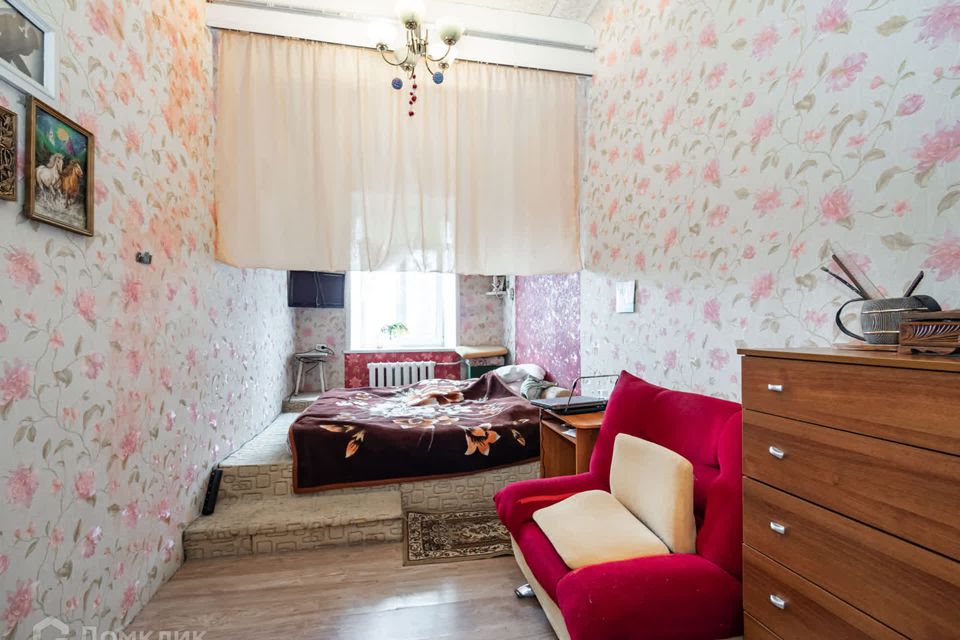 Продаётся 4-комнатная квартира, 87 м²