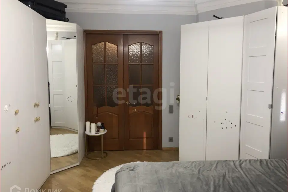 Продаётся 5-комнатная квартира, 119 м²
