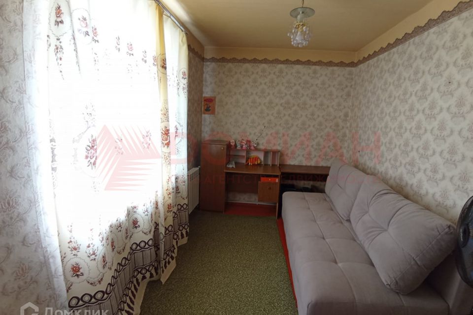 Продаётся 3-комнатная квартира, 60.8 м²