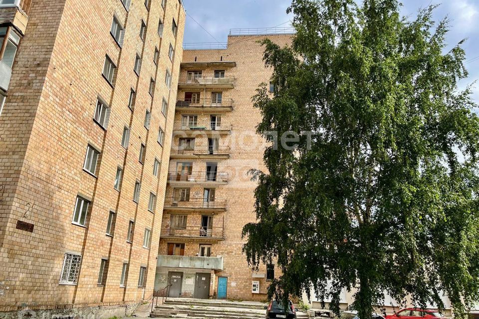 Продаётся комната в 4-комн. квартире, 12 м²