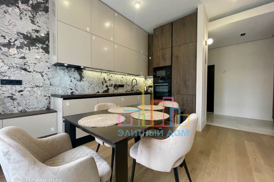 Продаётся 2-комнатная квартира, 63 м²