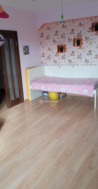 Сдаётся комната в 3-комн. квартире, 47 м²