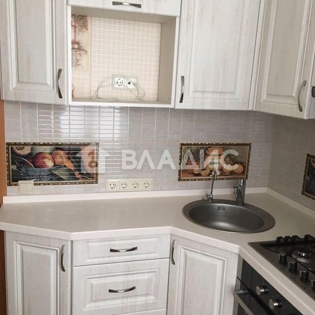Продаётся 3-комнатная квартира, 55 м²